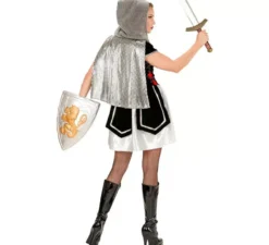 Abito con cappuccio da donna in costume da guerriero reale