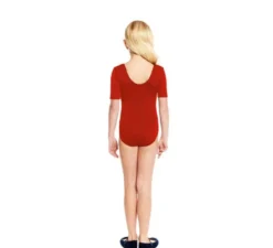 Body rosso a maniche corte o maglia per ragazza