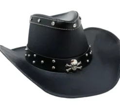 Cappello nero con teschio