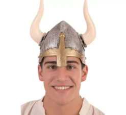 Casco di barbaro con le corna