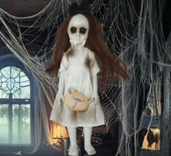 Ciondolo a forma di bambina con peluche da 30 cm
