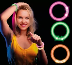 Confezione da 4 braccialetti LED, 8 cm, in colori assortiti