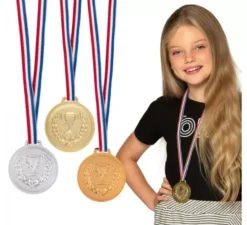 Confezione da 3 medaglie in plastica con nastrino