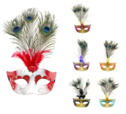 Maschera con piume di pavone in colori assortiti