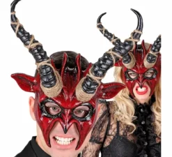 Maschera del diavolo sciamano