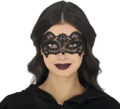Maschera di pizzo nero