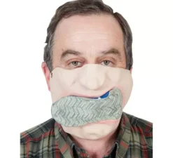 Mezza maschera con la scarpa in bocca