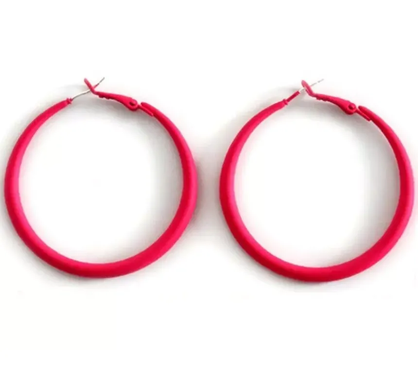 Orecchini a cerchio neon in colori assortiti