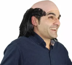 Piccola parrucca sulla strada